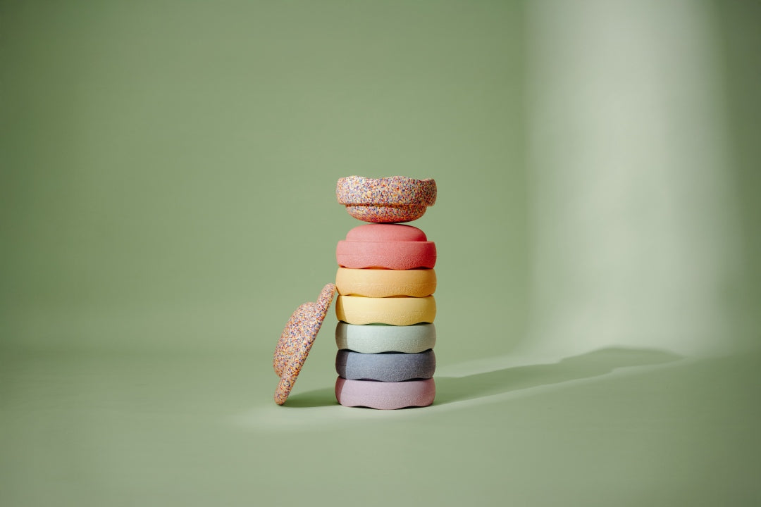 OFFRE ensemble : Balance Board gratuit + Stapelstein Rainbow Set complet – pastel | Stapelstein