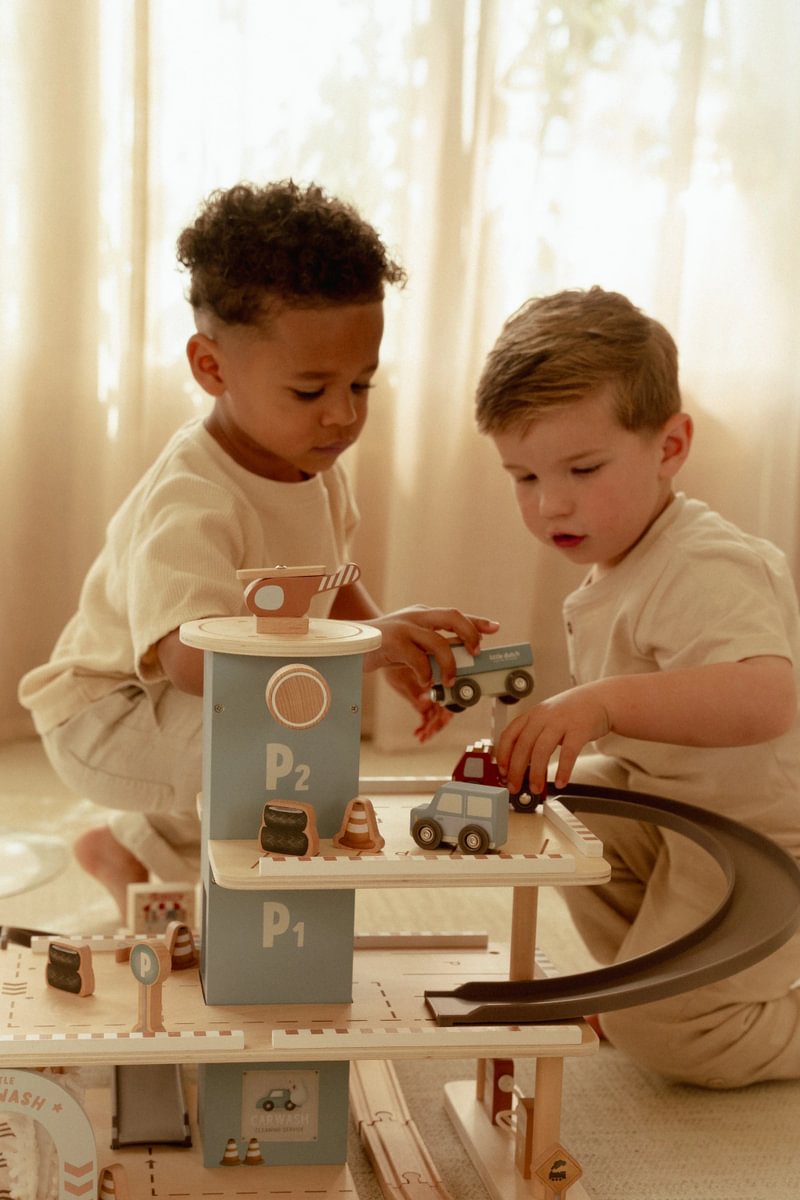 Personalized wooden train parking garage | Schmatzepuffer