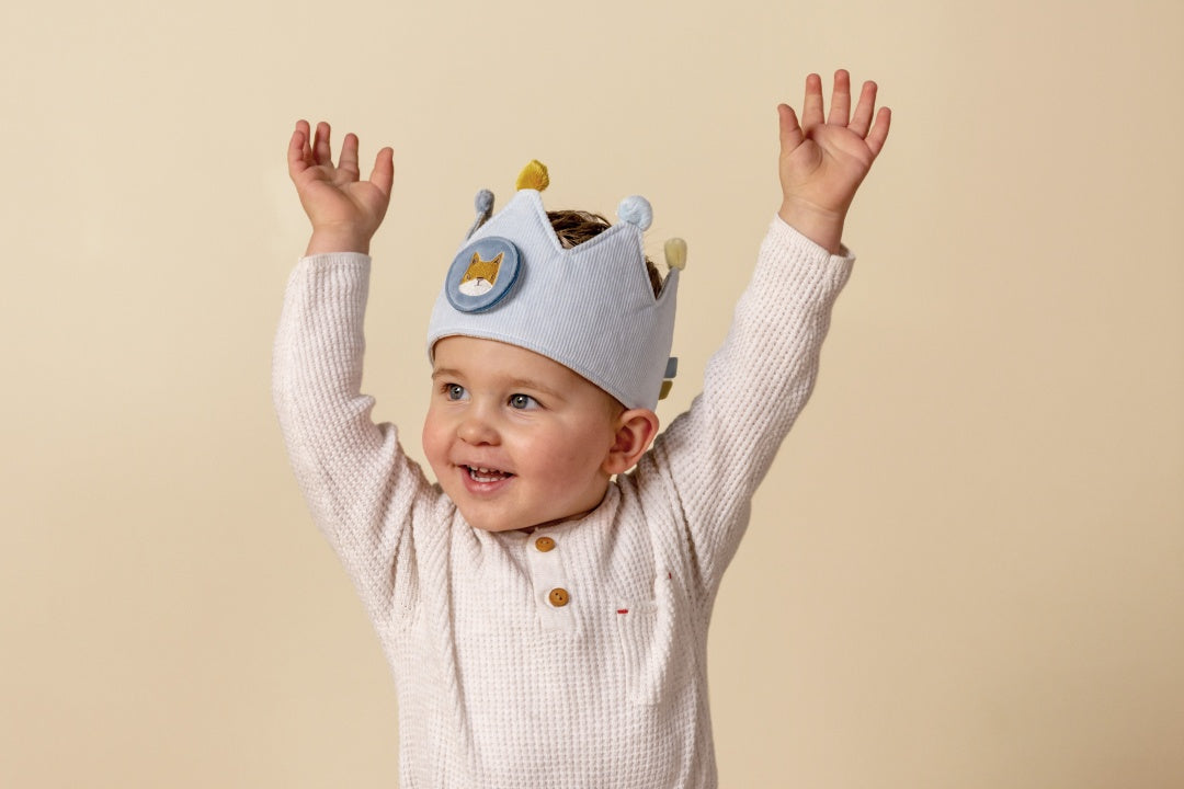 Blue birthday crown
