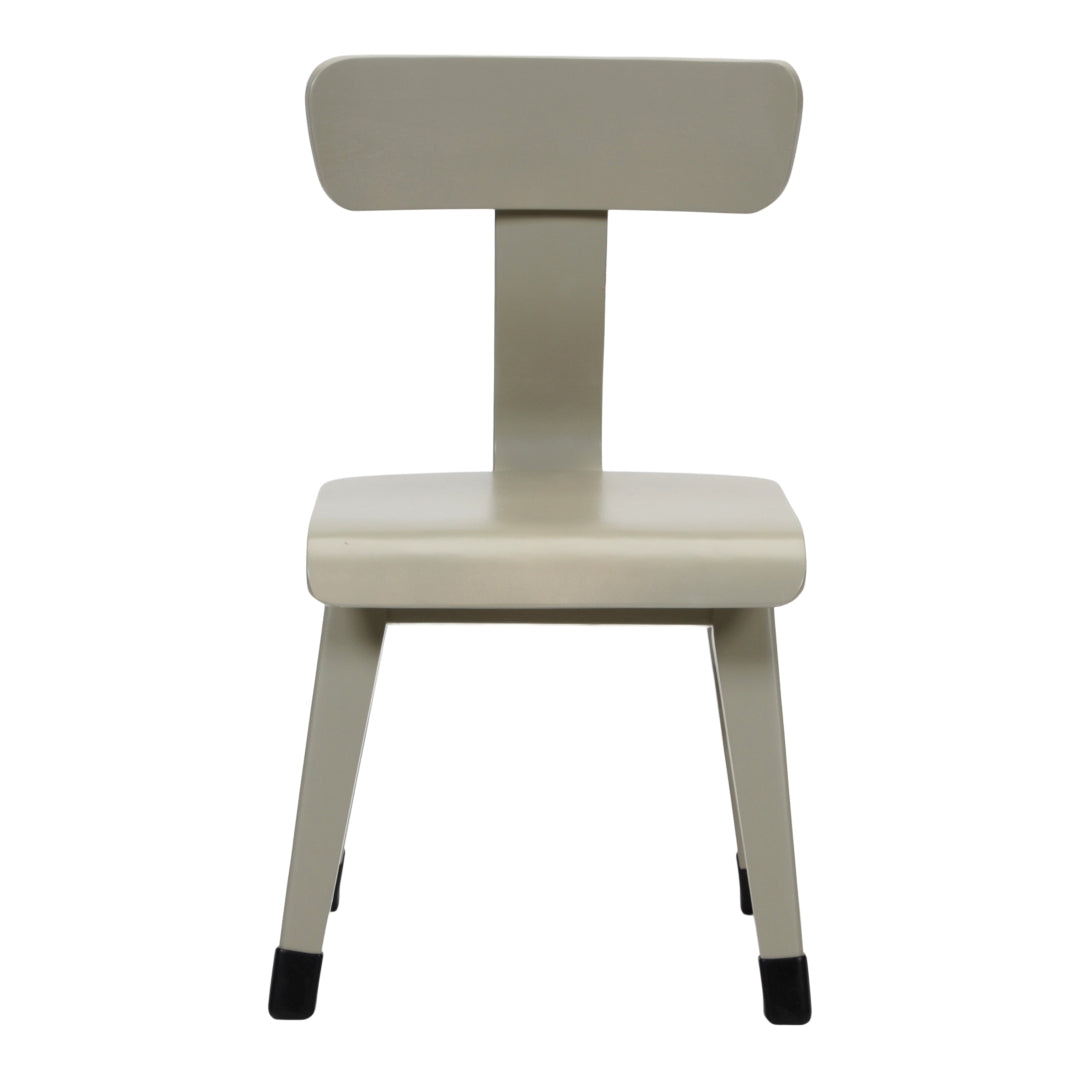 Children's chair made of wood, olive