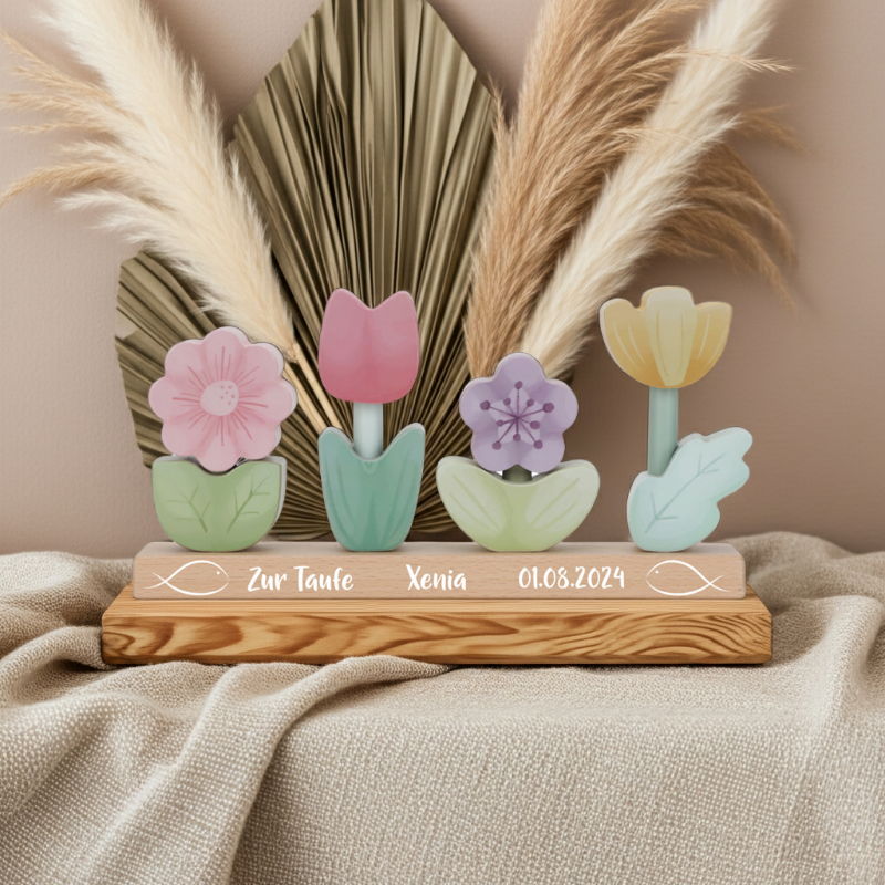 personalisierte Blumen aus Holz zur Taufe mit Name und Datum – liebevolles Geschenk für Babys