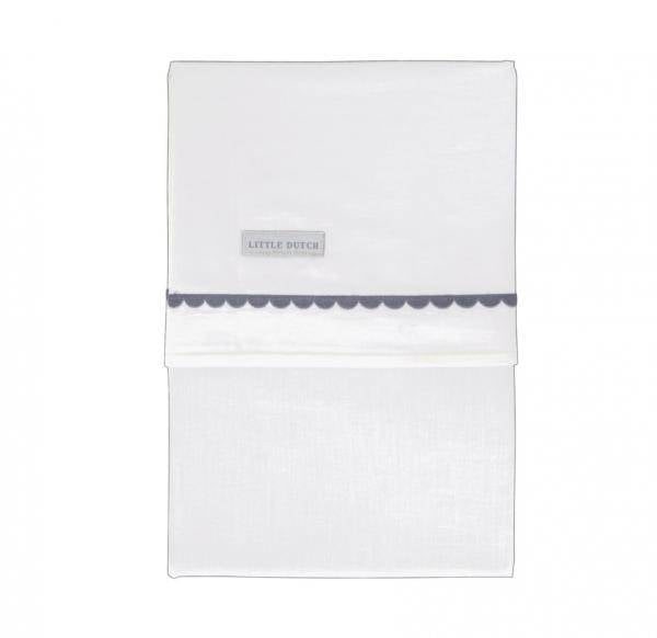 Blue rounded embroidered cradle sheet | Little Dutch