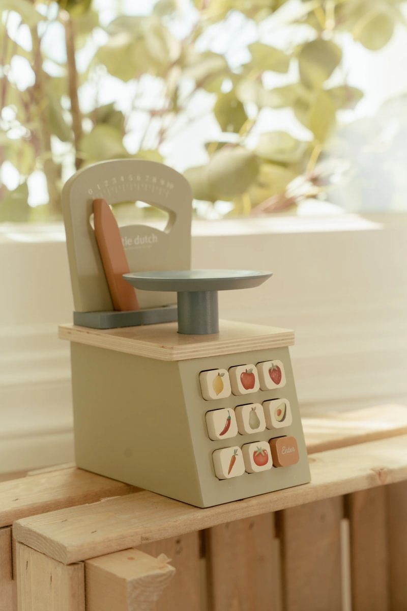 Wooden toy scale for children's kitchen – wooden toy scale