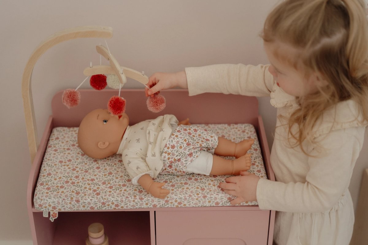 Table à langer pour poupées en bois – Accessoires pour le monde des poupées