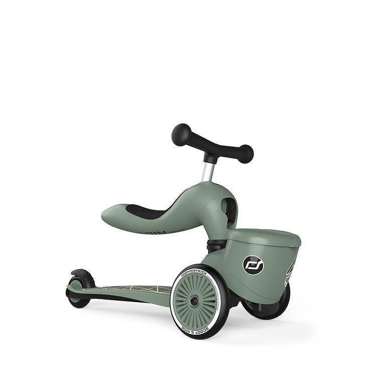 Highwaykick 1 Lifestyle green lines | Scoot and ride